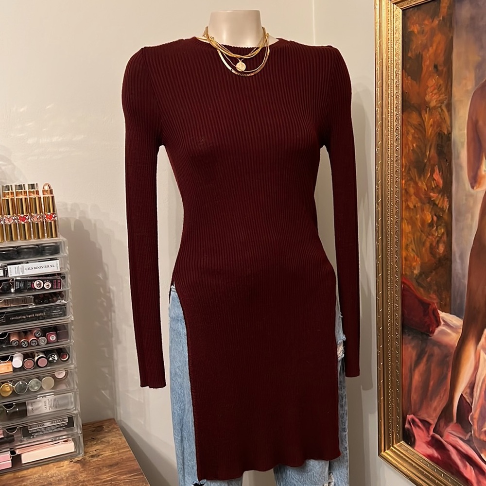 Boohoo Fitted Sweater with Side Slits